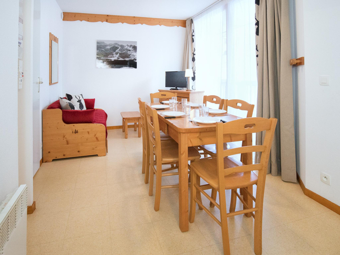 Others 5, Chalet Zell am See near Ski Lift, Savoie