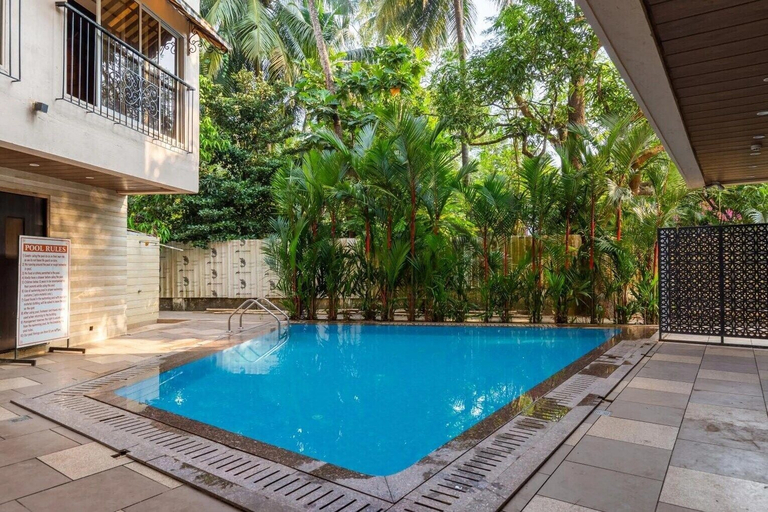 Outdoor pool, MERITAS GRAND INN, North Goa