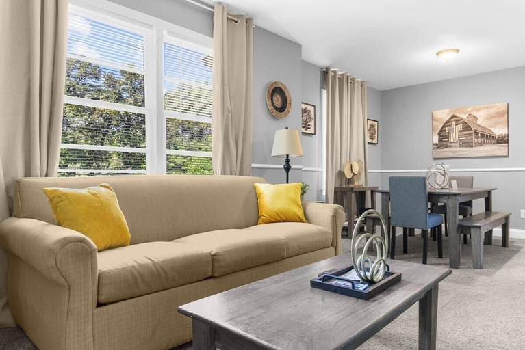 Primary image 1, Broadmoor Bungalow - Unit A, Jefferson