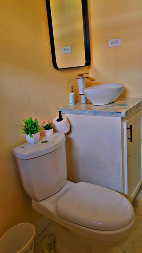 Bathroom 3, Ocean View Suites