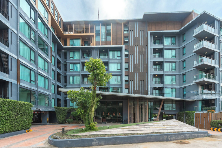Front of property, Rooftop Pool Walk to Surin Beach C207, Phuket Island