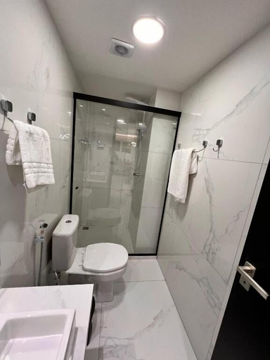 Bathroom 3, Flat Tambaú aproveite com sua família, João Pessoa