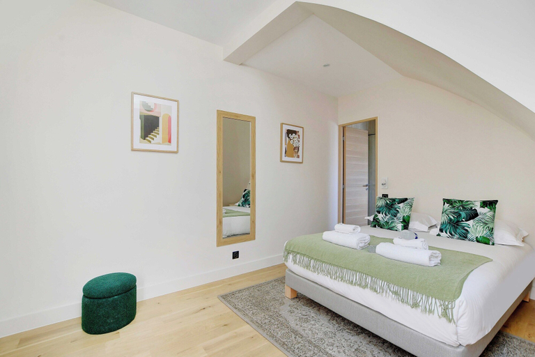 Room 2, Apt a/c 1br/2p - Saint-lazare/les Champs Elysee, Paris