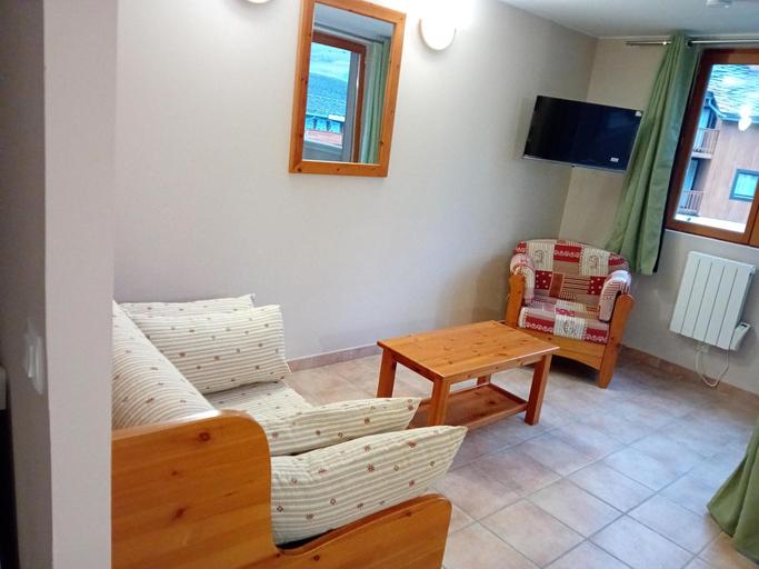 5, Apartment with parking in Val Cenis, Savoie