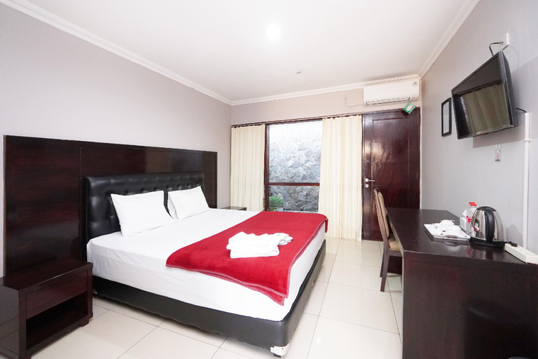 bedroom 2