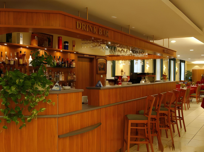Food & Drinks 5, Hotel Millenium, Budapesti