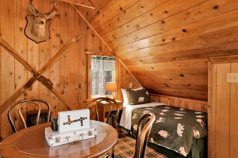 Bedroom 2, The Wilkie Cabin #339, San Bernardino