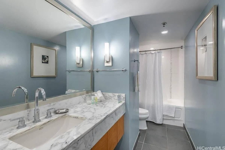 Bathroom 4, ALA MOANA, Honolulu