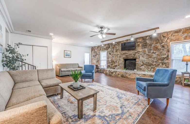 Primary image, Parnassus Cottage, Shelby
