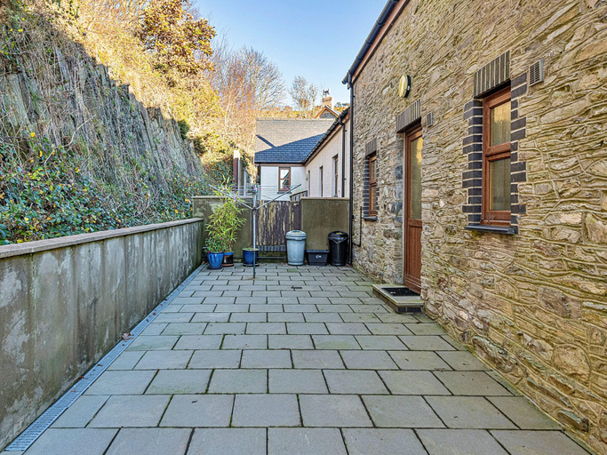 5, Cottage on Cardigan Bay with Hot Tub, Ceredigion