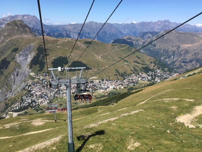 2, Equipped Apartment in Center, Isère