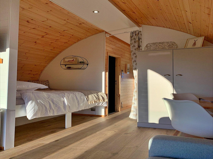 3, Glamping Pod in Yorkshire Wolds near York, North Yorkshire