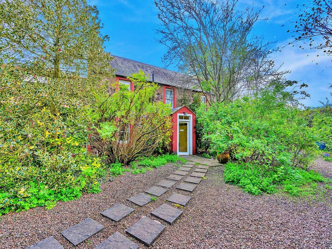 5, Historical cottage near Preston Mill, No Deposit, East Lothian