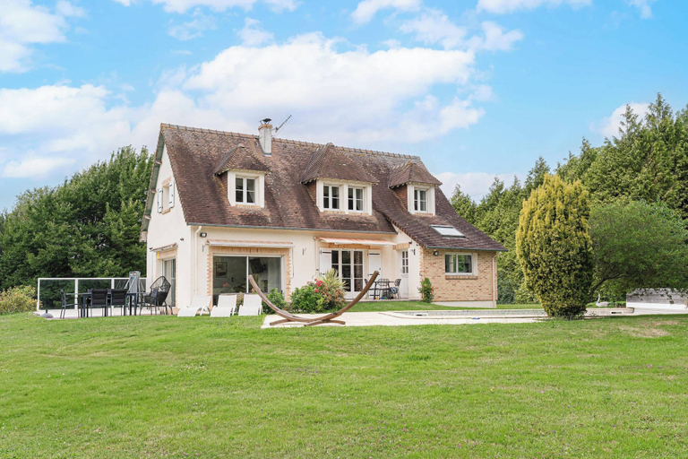 Primary image, Amazing Villa with Swimming Pool, Calvados