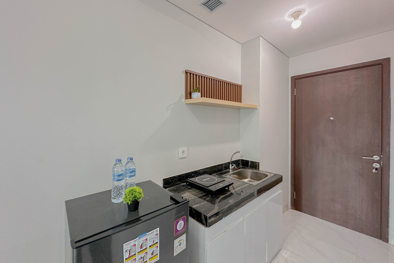 Others 4, Simple Studio at The Trans Icon Surabaya Apartment By Travelio, Surabaya