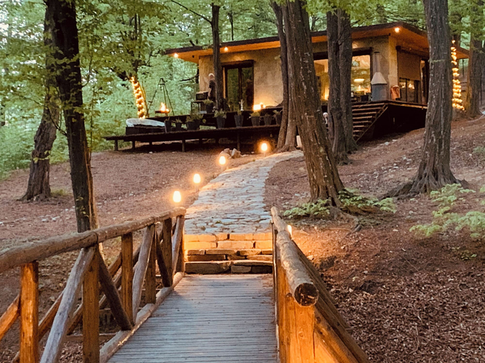 Exterior & Views, Luxury Lake House & Glamping, Tesila