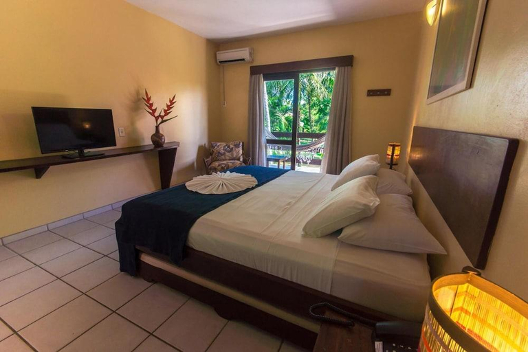 Bedroom 2, Porto Zarpa Hotel, Mata de São João