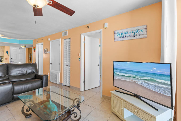 Living area 5, Oceania Plaza 808, Volusia