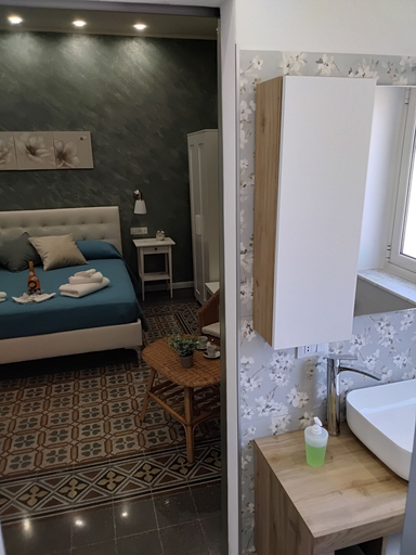 Bathroom 4, Anninedda rooms, Palermo