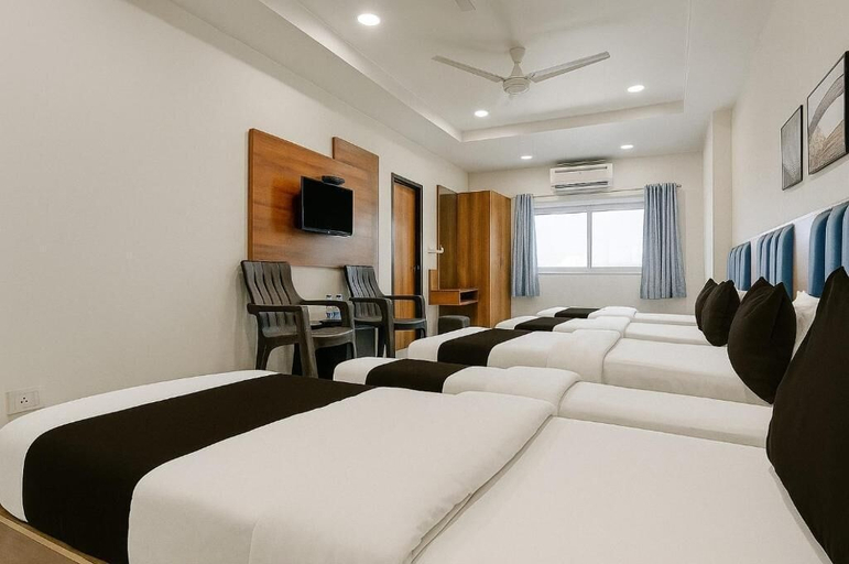 Room 4, HOTEL KARDHAR INN, Banas Kantha