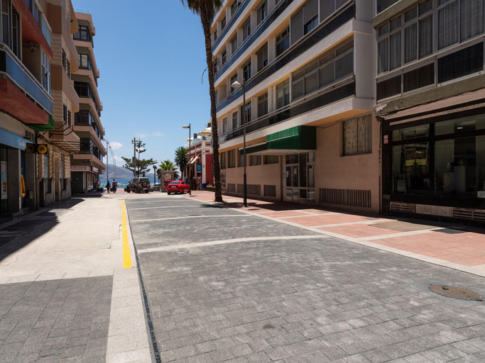 Exterior & Views 1, Apartment in Las Palmas by Las Canteras Beach, Las Palmas