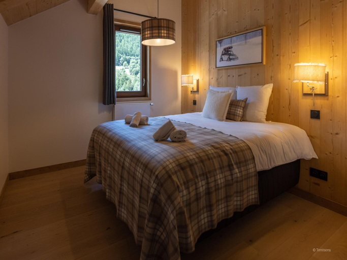 3, Apartment in Chantemerle near Ski Slopes, Hautes-Alpes