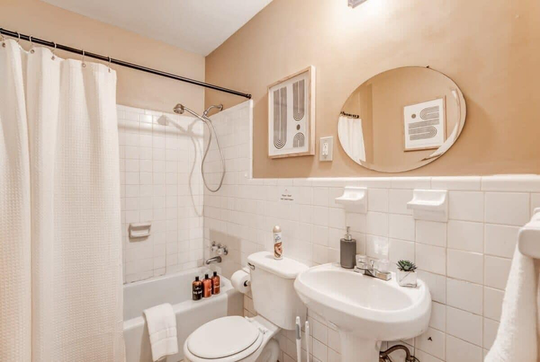 Bathroom 5, Mccorkle Retreat, Shelby