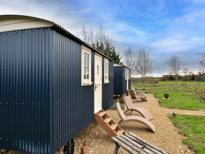 5, Glamping in Northamptonshire near Cotswolds, Northamptonshire