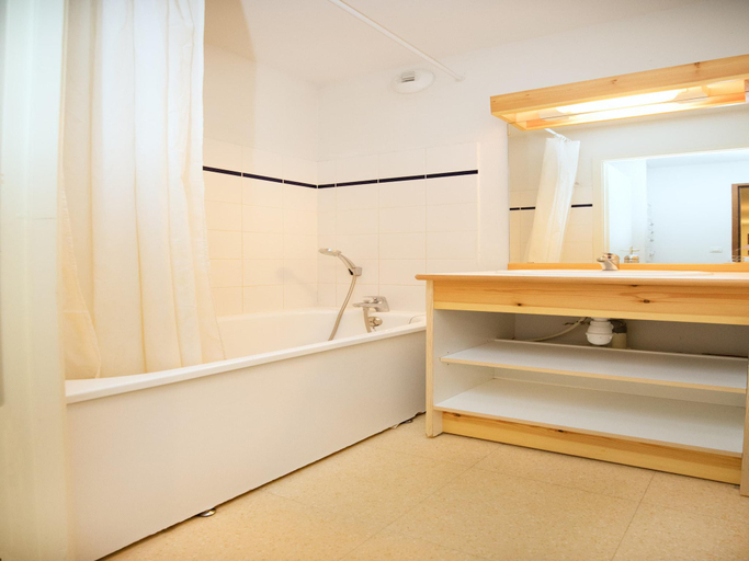 Bathroom, Apartment Termignon Near Ski Slopes, Savoie