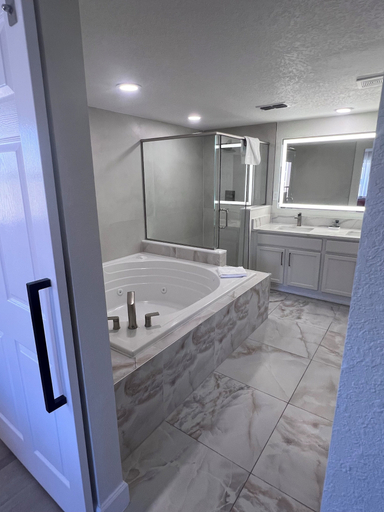 Bathroom 3, Westgate spa and resort, Orange