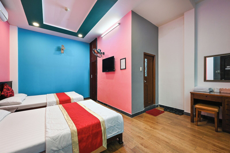 Room 2, Hoang Phung Hotel - Tan Son Nhat Airport, Tân Bình
