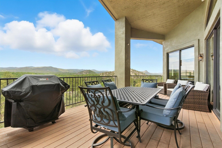 Interior 4, The Sanctuary at Prescott-downtown-hot Tub & Views, Yavapai
