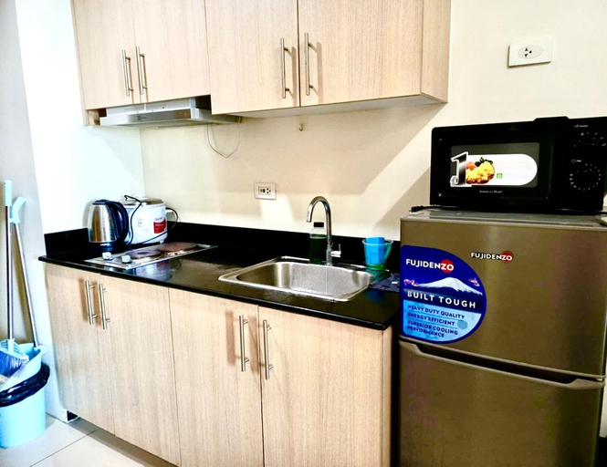Others 3, Breeze Residences Two-Beds Unit 2647 with Balcony, Pasay City