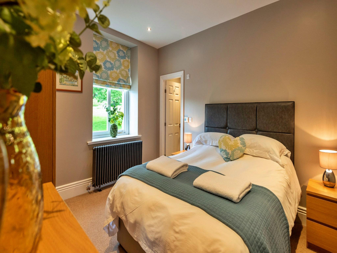 2, Apartment in Buxton Old Post Office, No deposit, Derbyshire