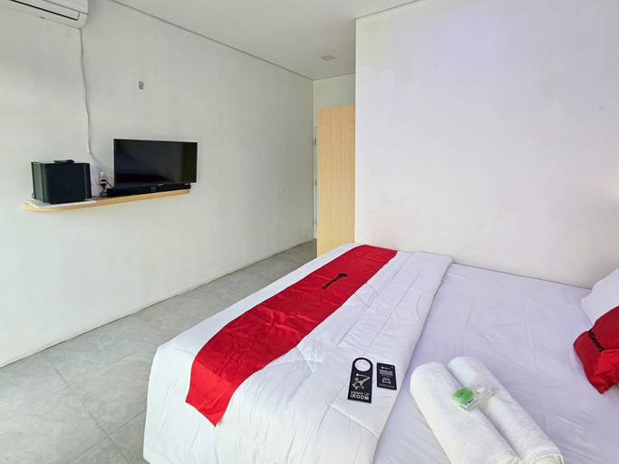 Others 4, RedDoorz Syariah @ Svarga View, Ngawi