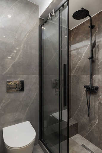 Bathroom 2, Oak Tree by halu, Central Macedonia