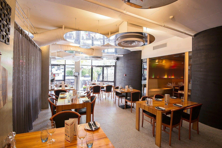 Food & Drinks 4, Metro Hotel Perth City, Perth