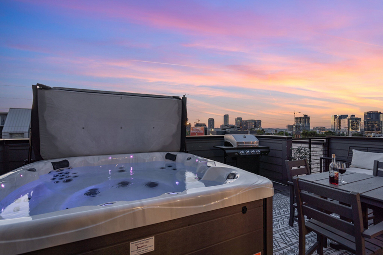 Interior 3, Cowboy Country - Private Rooftop With Hot Tub!, Davidson