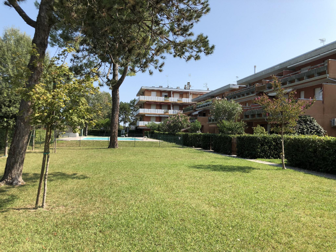 4, Apartment with pool access near beach, Venezia