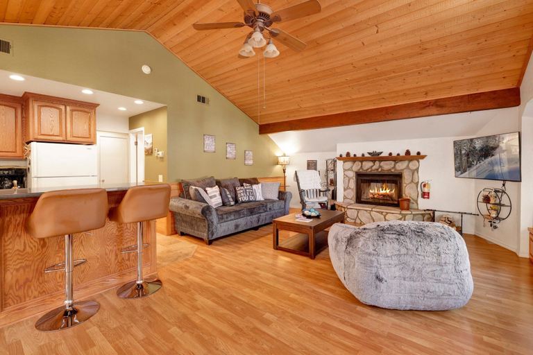 Living area 3, Serene Splendors #2538, San Bernardino