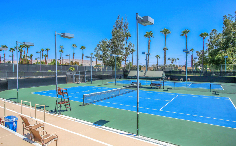 Sport court 4, Desert Paradise Retreat, Riverside