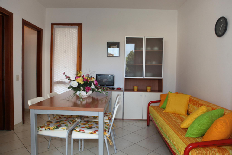 Bedroom, Apartment in a villa with garden, Venezia