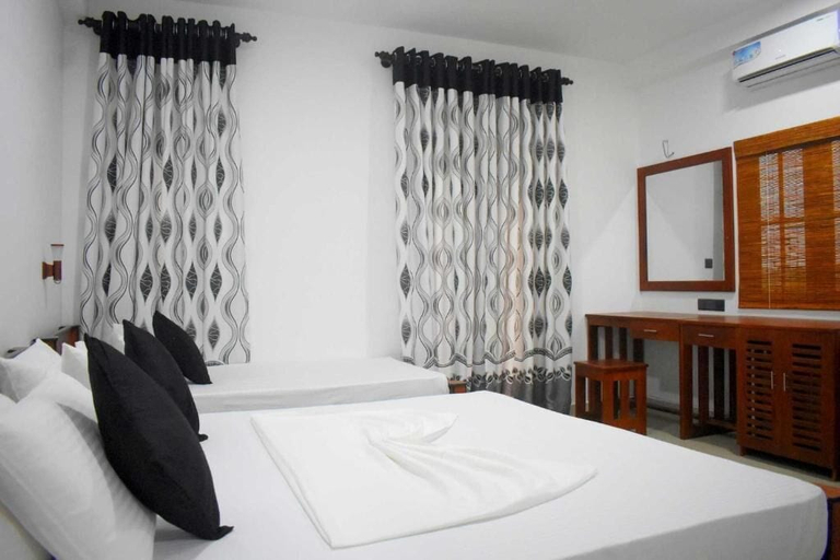 Room 2, Blue Sky Hotel Yala, Thissamaharama