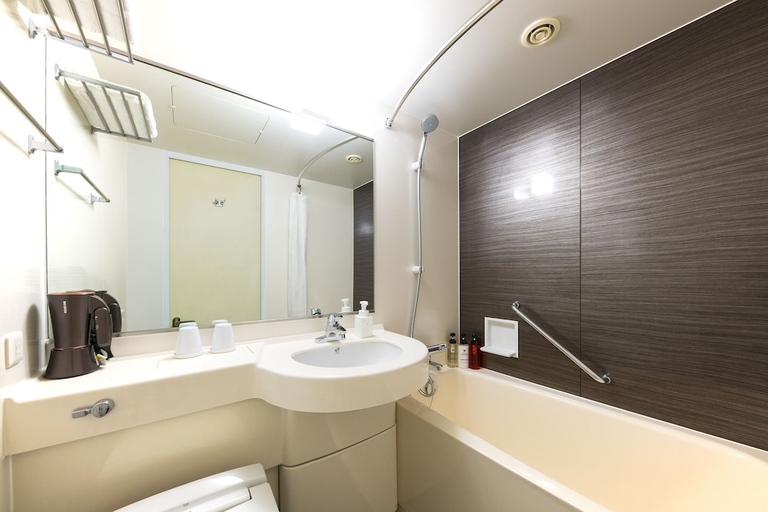 Bathroom 5, Hotel Villa Fontaine Tokyo - Kudanshita, Chiyoda