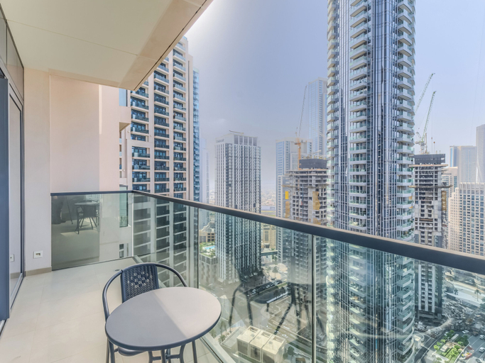 Balcony 2, Act One - Act Two - Downtown - Emaar, Dubai