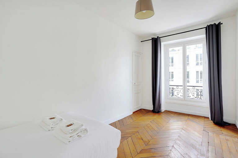 Room 3, Charming Flat -2br/6p- Montorgueil, Paris