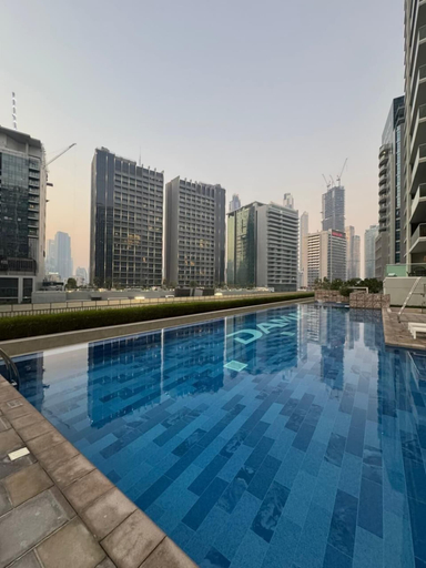 Pool 4, 1BR Near metro.Canal  View. Mer. 1709, Dubai