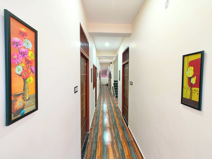 Lobby 1, Hotel SS Palace Varanasi, Varanasi
