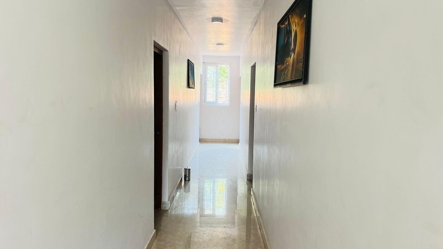 Others 3, Hidden doors ins, The Nilgiris