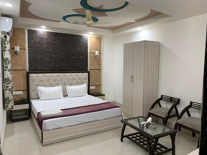 Bedroom 2, Hotel Aero Home Prime, Delhi